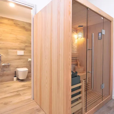 Marina Junior 4 Stelle S 3*