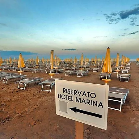 Marina Junior 4 Stelle S
