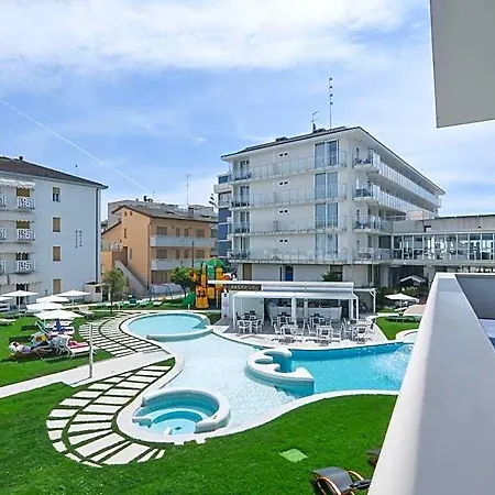 Отель Marina Junior 4 Stelle S 3*